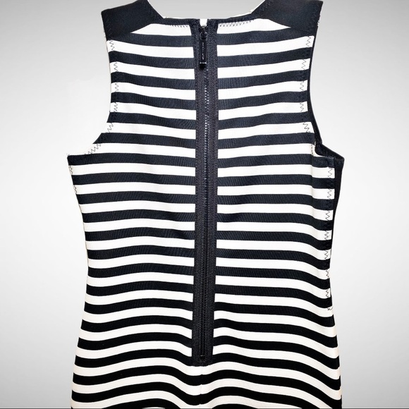 MICHAEL MICHAEL KORS Black & White Stripe Bodycon Sheath Dress, Size 2 - Picture 4 of 10
